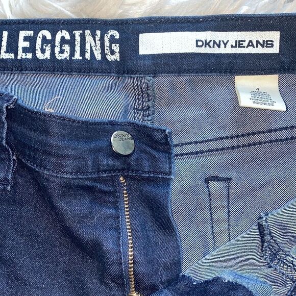 ✨DKNY Jeans Leggings ✨ - Picture 3 of 4